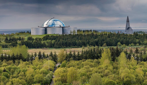 Perlan museum of Icelandic natural wonders